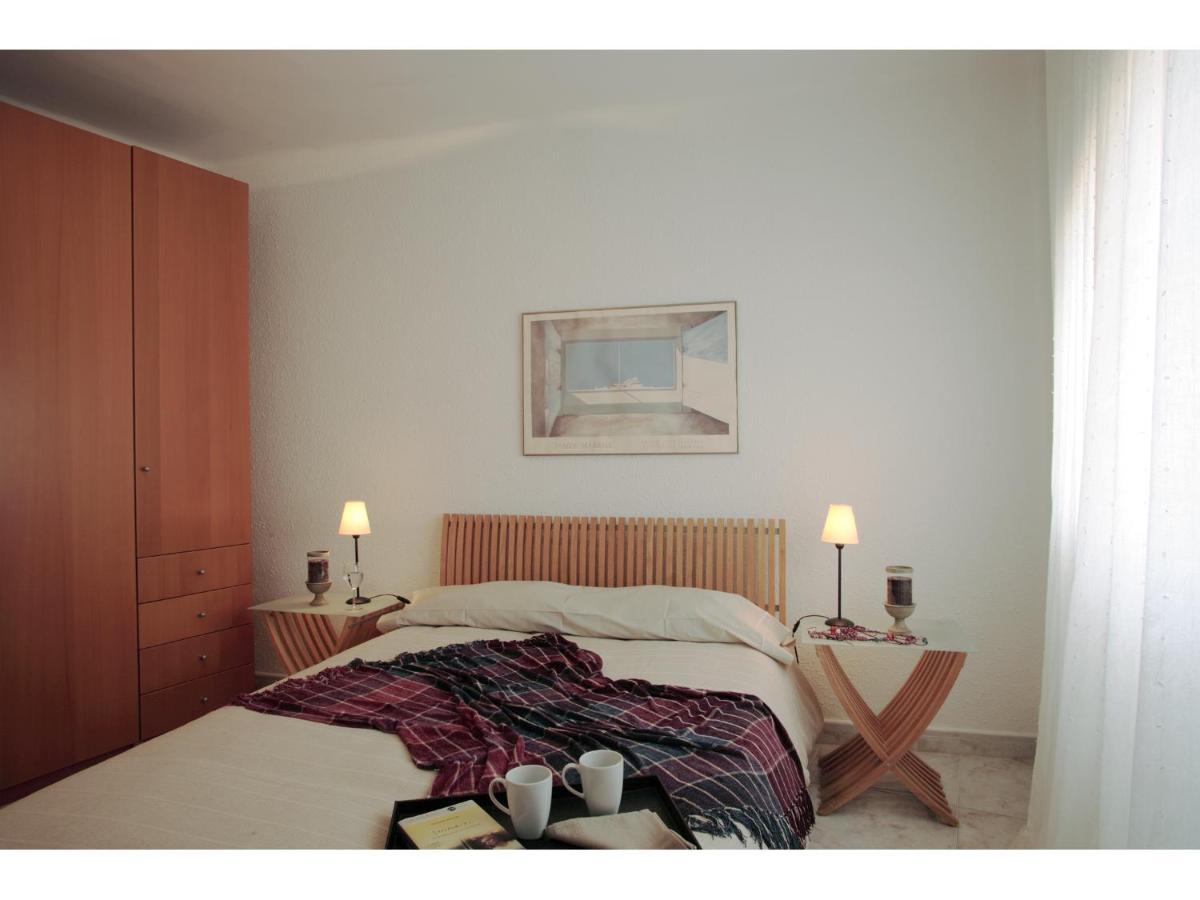 Classbedroom Gaudi Apartments — Photos 1